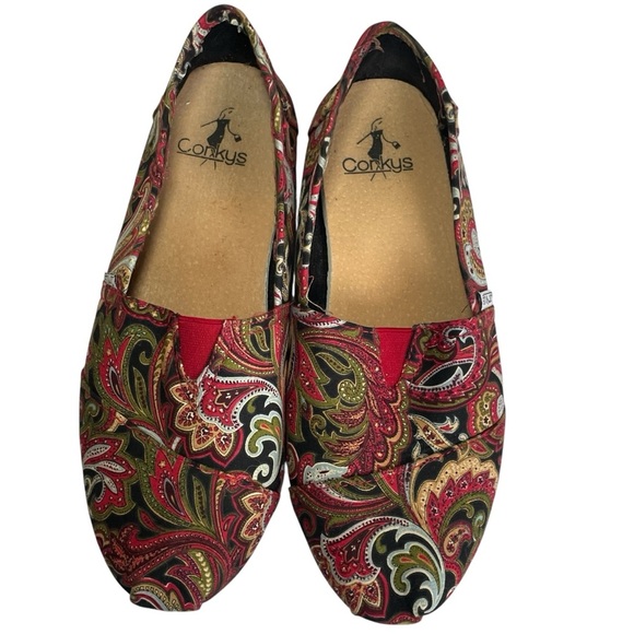 Corky's Sues Women's Size 7 Red Paisley Canvas Slip On Shoes Casual Comfort Boho - Picture 6 of 8